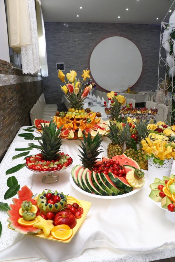 VOĆNI KUTAK aranžmani i dekoracija od voća